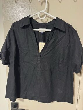 Universal Thread Black Short-Sleeve Button-Down Collar Shirt